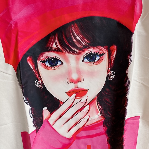 NWT manga printing Tshirt - Picture 4 of 6